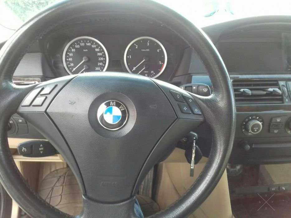 Продаю BMW 530d full комплектация! Продажа до 15 ноября! Звоните