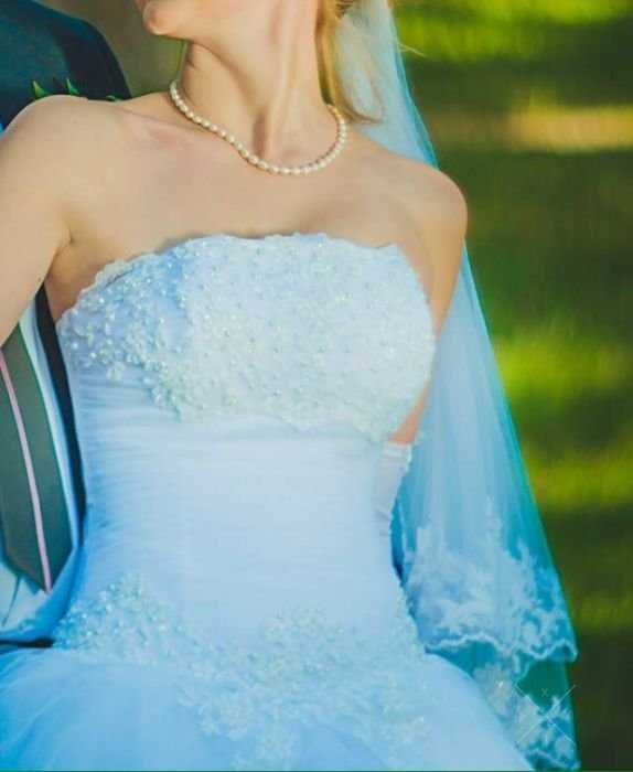 Весільна сукня
