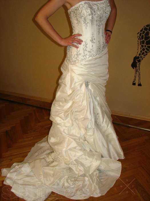 Продам шикарное свабедное платье Mori Lee (США), р.8