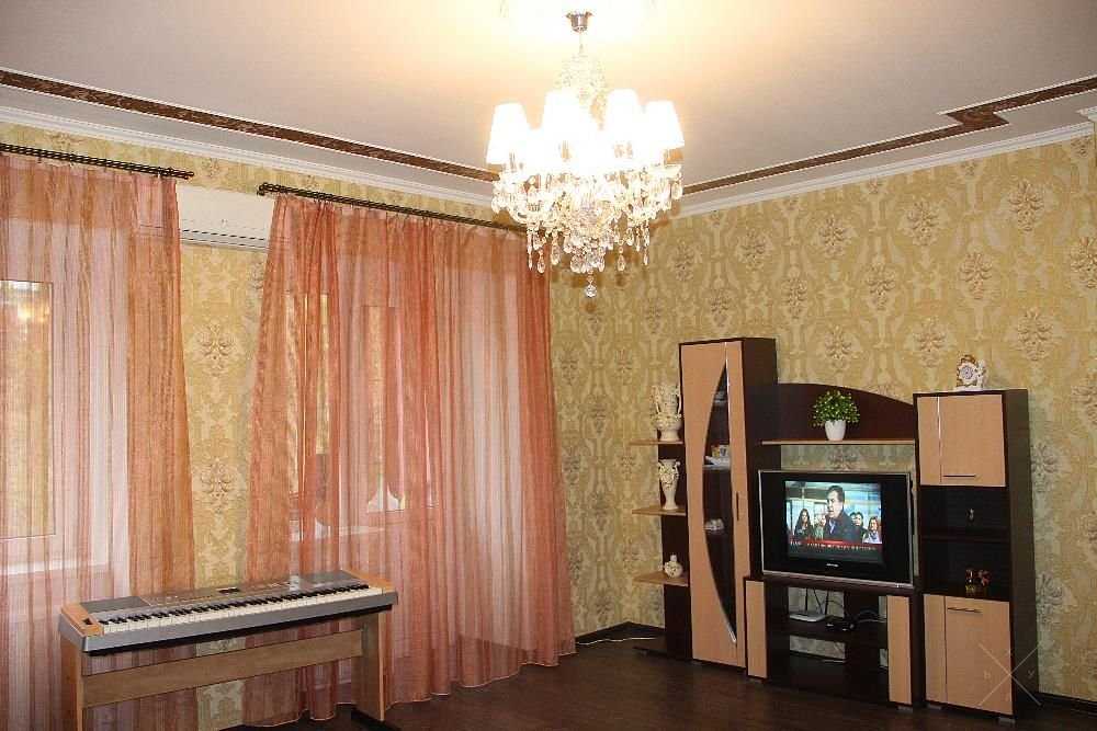 Сдам двухкомнатную квартиру, Золотые Ворота