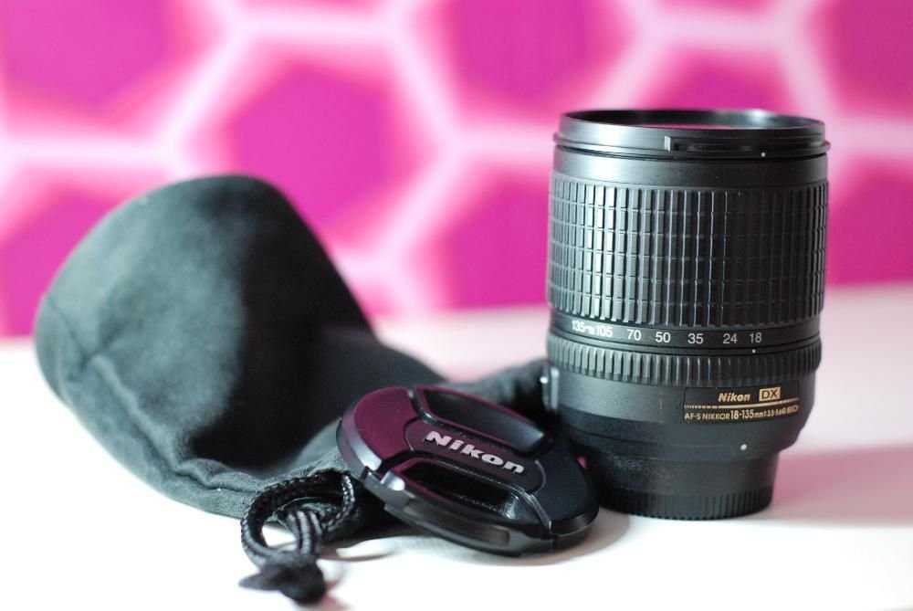 Объектив универсальный Nikon 18-135мм. Отличное состояние. 3700 грн.