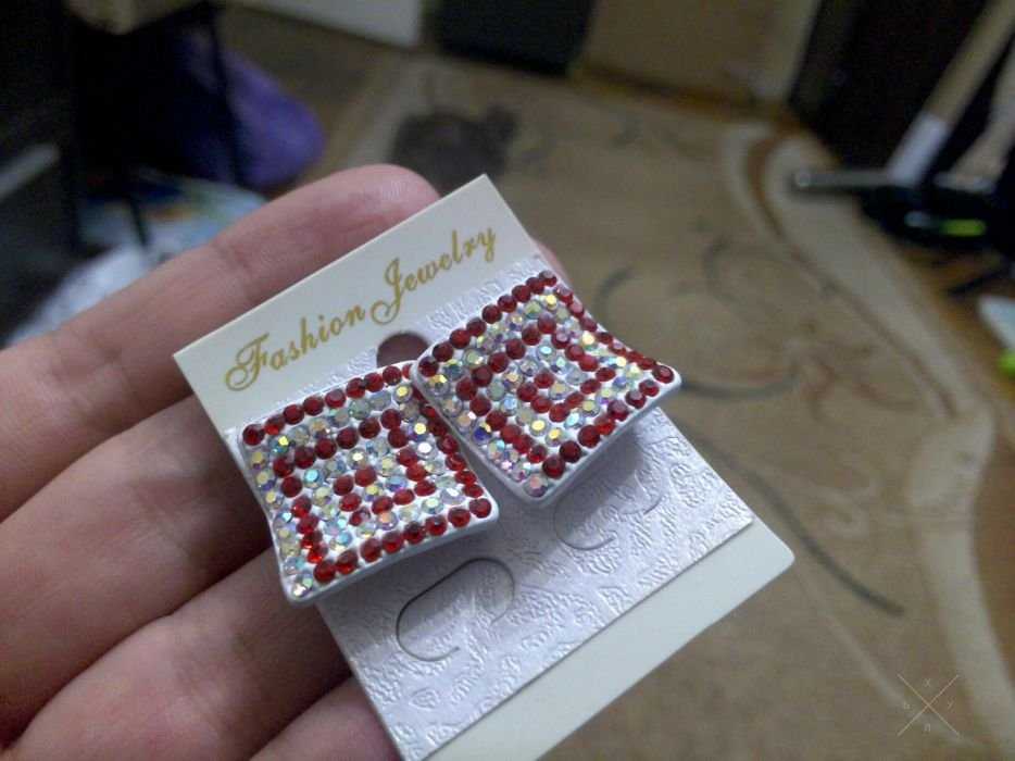 Бижутерия серьги