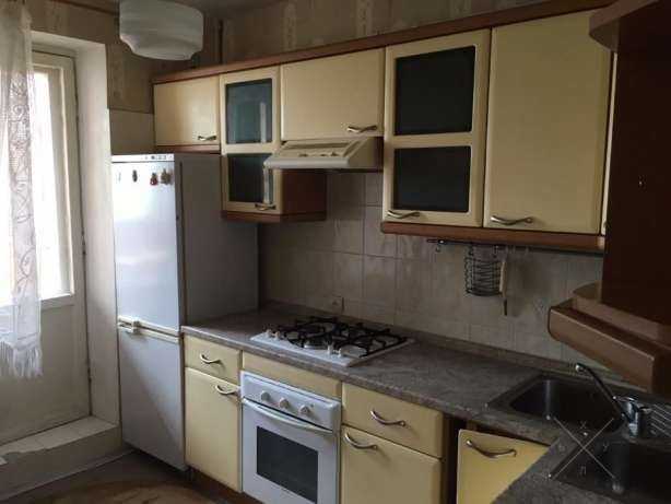 Сдам 2 комнатную квартиру, Бальзака 8.