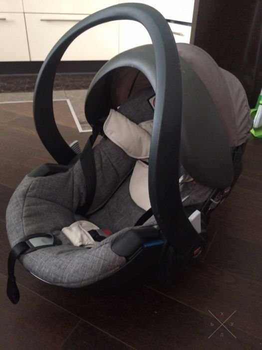 Продам stokke cruzi.