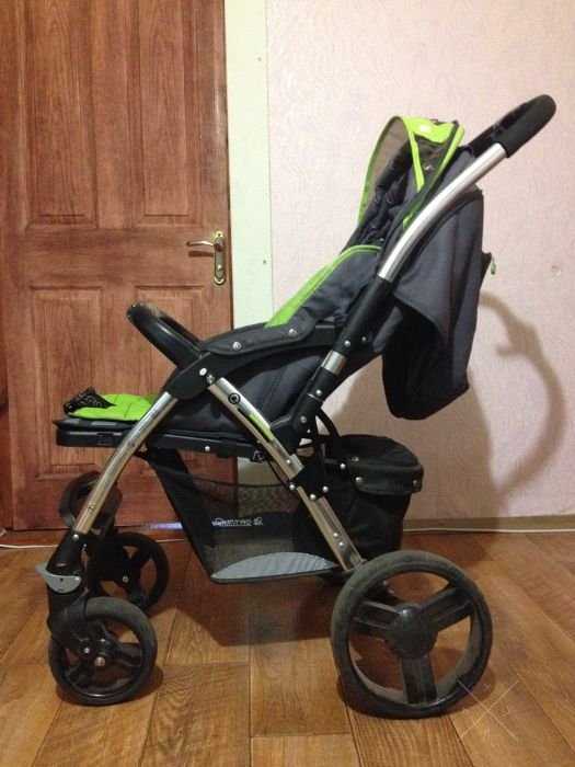 Продам детскую коляску