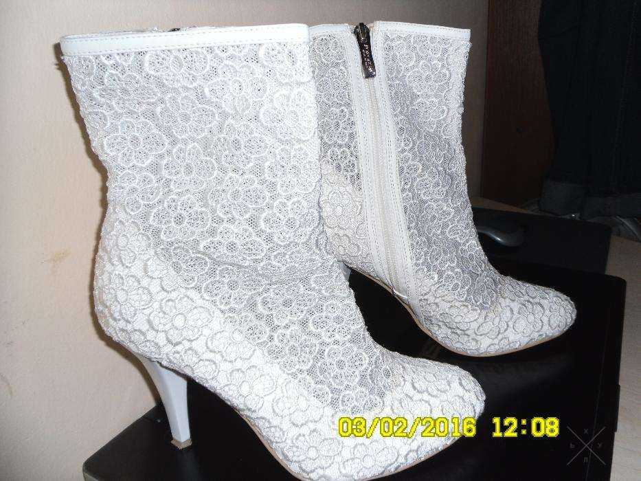 Продам ботинки.