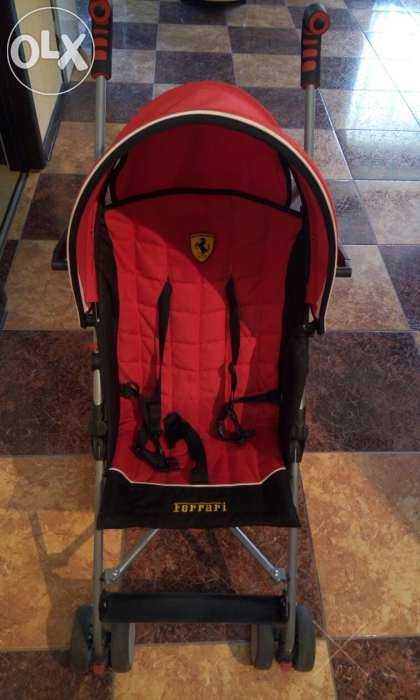 Коляска Ferrari