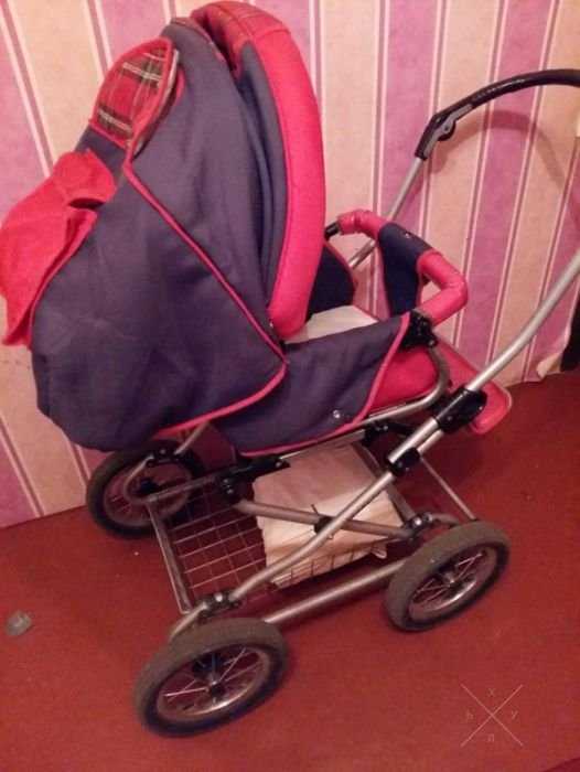 Продам детскую коляску