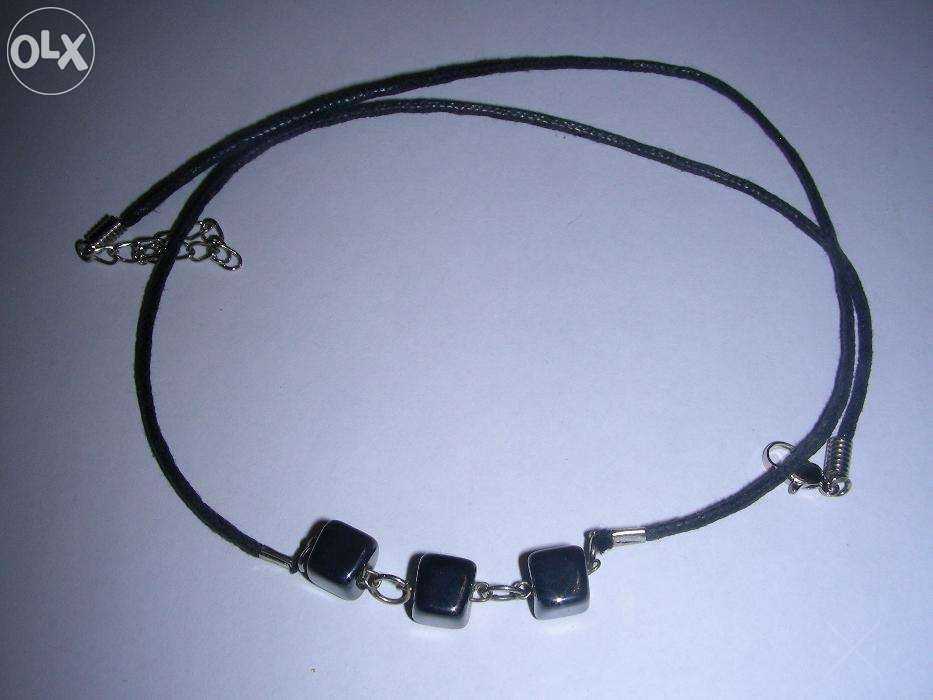 Колье из гематита