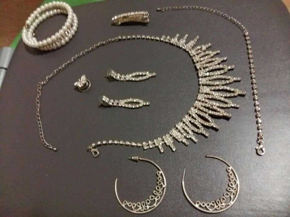 Бижутерия сережки браслеты