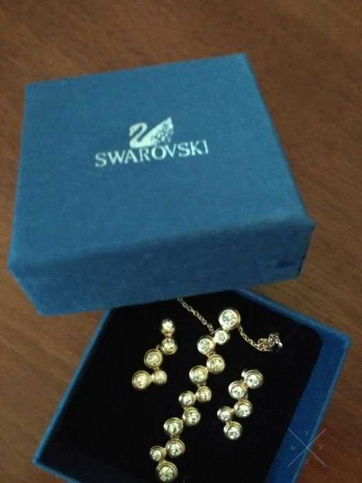 Swarovski украшение.Оригенал.Бижутерия.Подарок