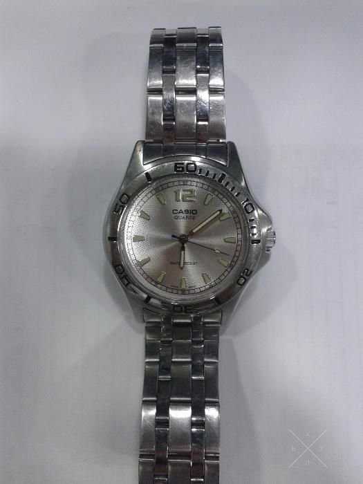 Продам часы Casio MTP-1258