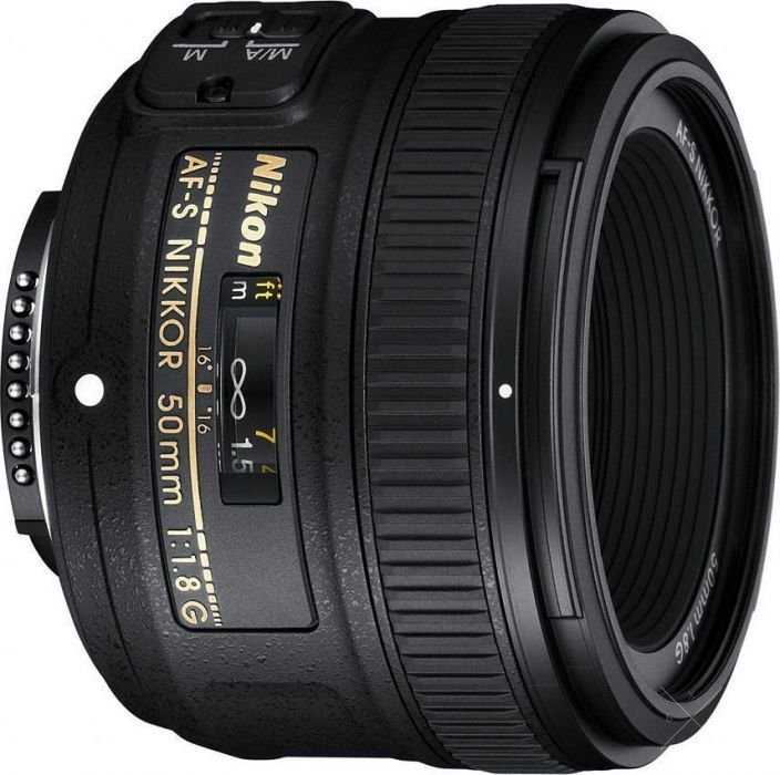 Nikon D5100 kit + обьектив Nikkor 50mm, 1.8 g