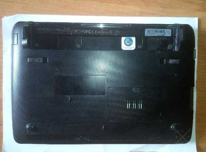 Нетбук Asus Eee Pc 1015 BX, на материнке умерло питание, а так жив