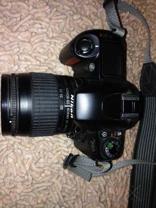 Продам зеркальный фотоаппарат Nikon F65