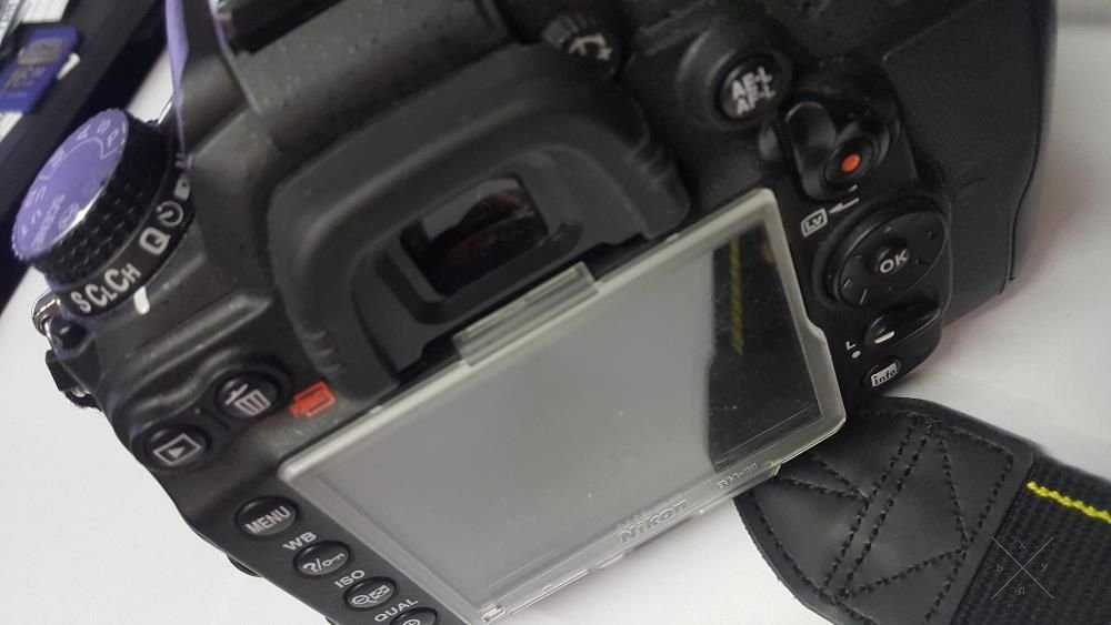 Зеркальный фотоаппарат Nikon D7000 18-105VR Kit