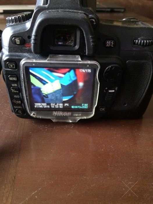 Зеркальный фотоаппарат Nikon D80