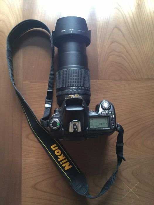 Зеркальный фотоаппарат Nikon D80