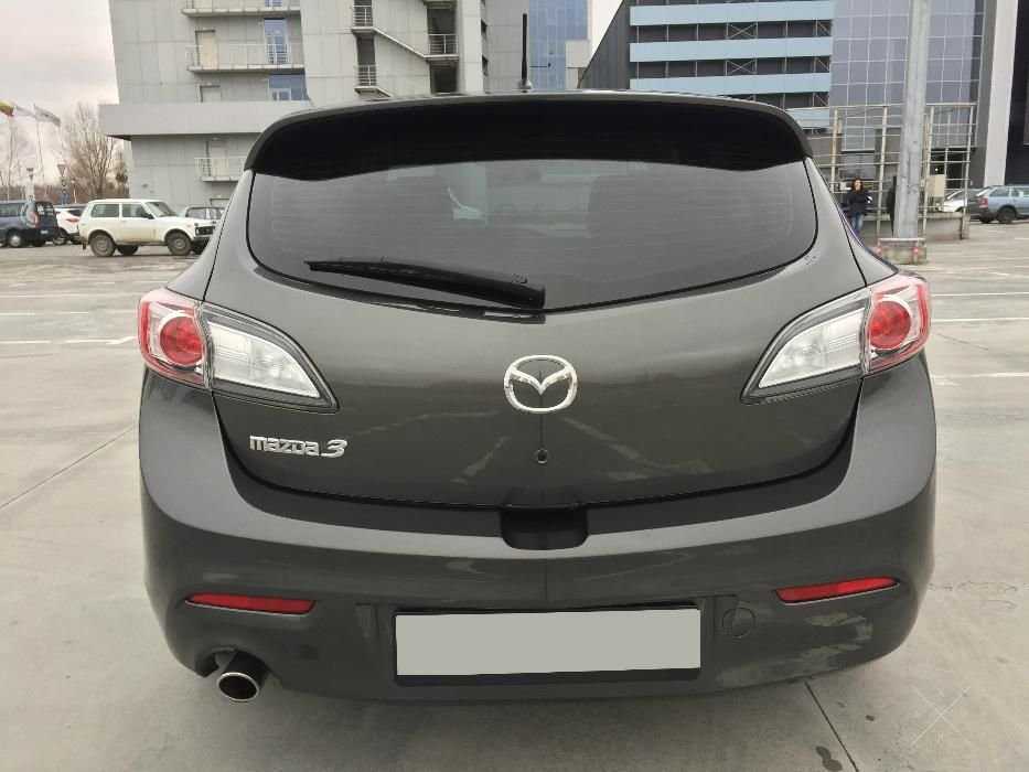 Mazda 3 2.0i Sport