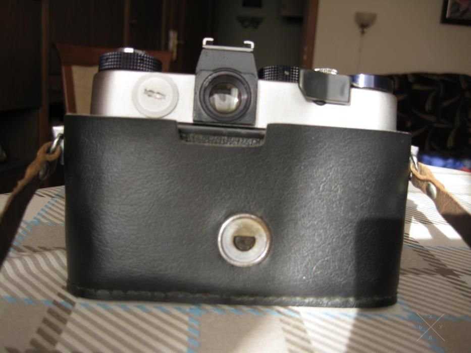 Продам Зеркальный Фотоаппарат Зенит-TTL с фотоэкспонометром.
