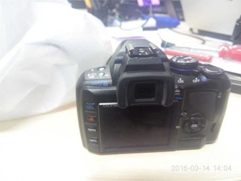 Зеркальный фотоаппарат Olympus E-420