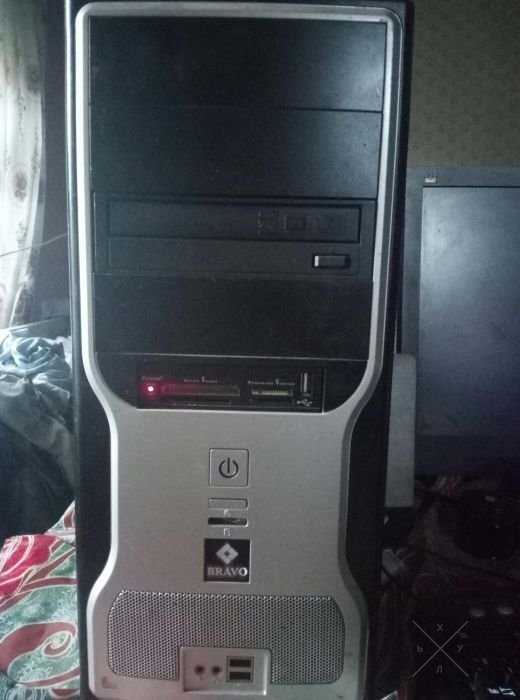 Продам ПК. AMD athlon x2 5600+ 2.9,gt9600 4 gb