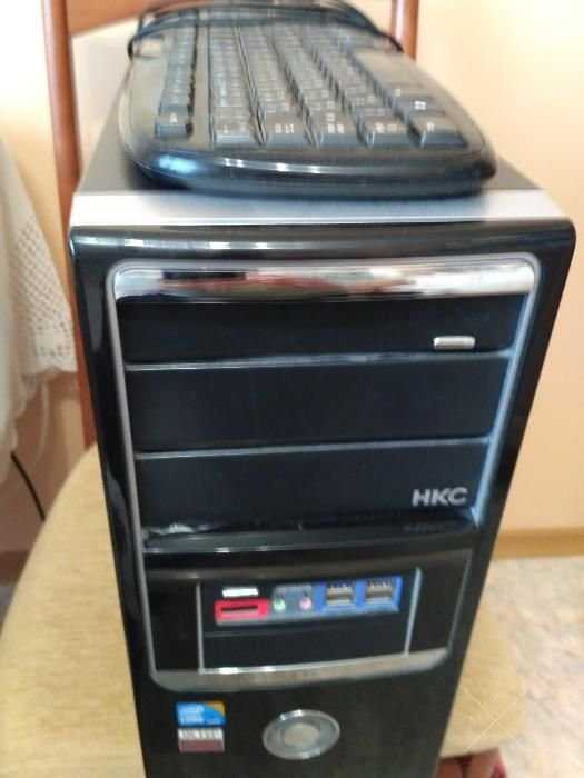 Продам Системный блок i3, 4 Gb