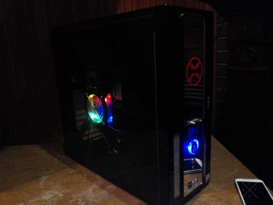 МОЩНЫЙ AMD Trinity A8-5600K 3.8GHz (4 ЯДРА), 8GB DDR3, HDD( 1000 gb)