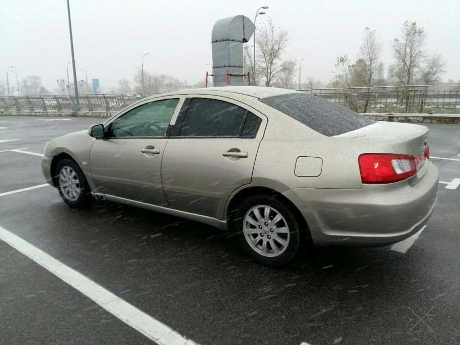 Mitsubishi Galant