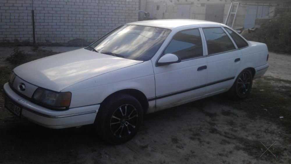 Ford Taurus