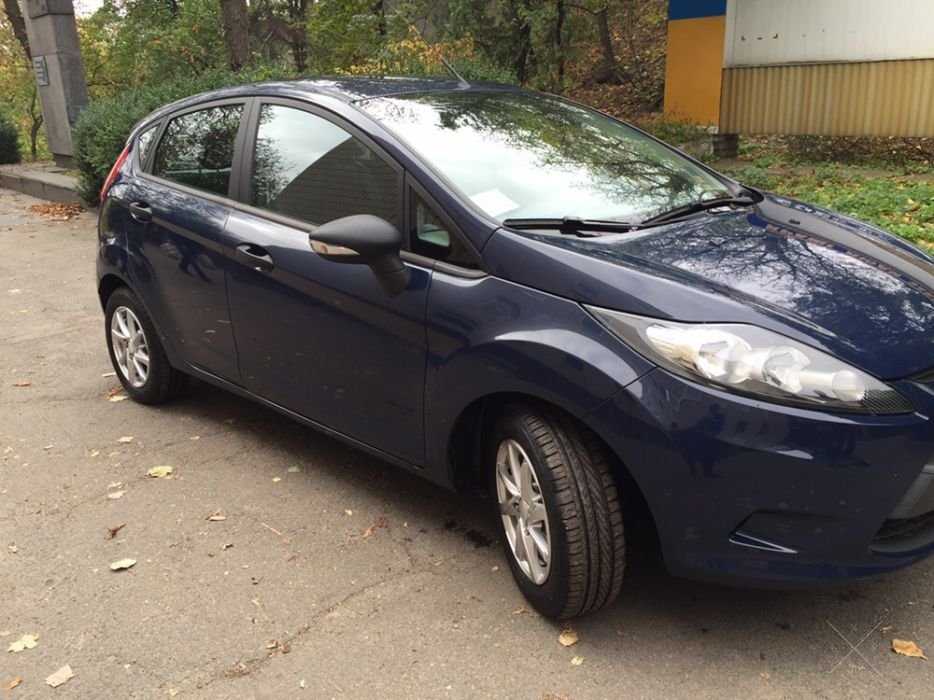 Почти новое авто Ford Fiesta. Пробег 22500 км. Читаем а затем пишем!!!