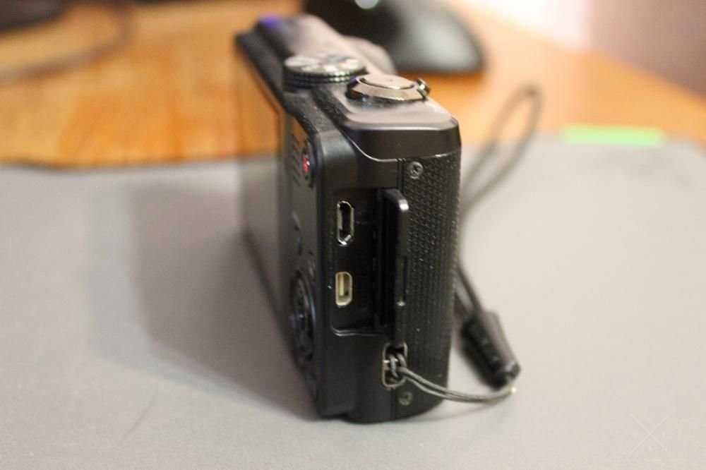 Samsung WB 750