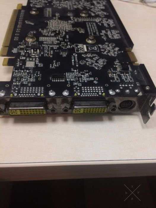 Видеокарта XFX PCI-Ex GeForce 9800 GT 512MB DDRIII (256bit) (600/1800)