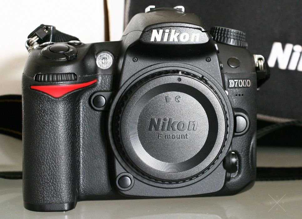 Фотоаппарат Nikon D7000 body полный комплект, коробка. Пробег 7760