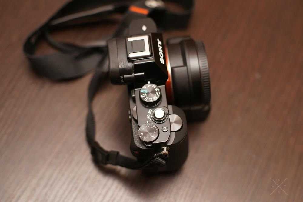 Sony ILCE-7R Body (A7R) + LA-EA4