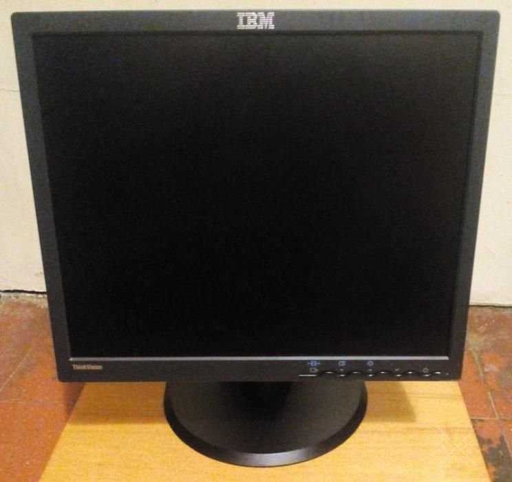 Монитор мониторы 17" дюймов ЖК LCD 5x4 4x3 IBM опт розница Германия