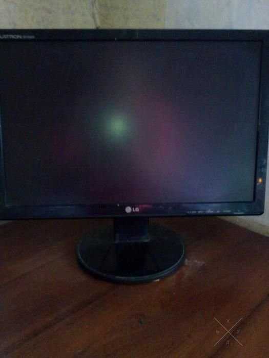 Монитор LG Flatron
