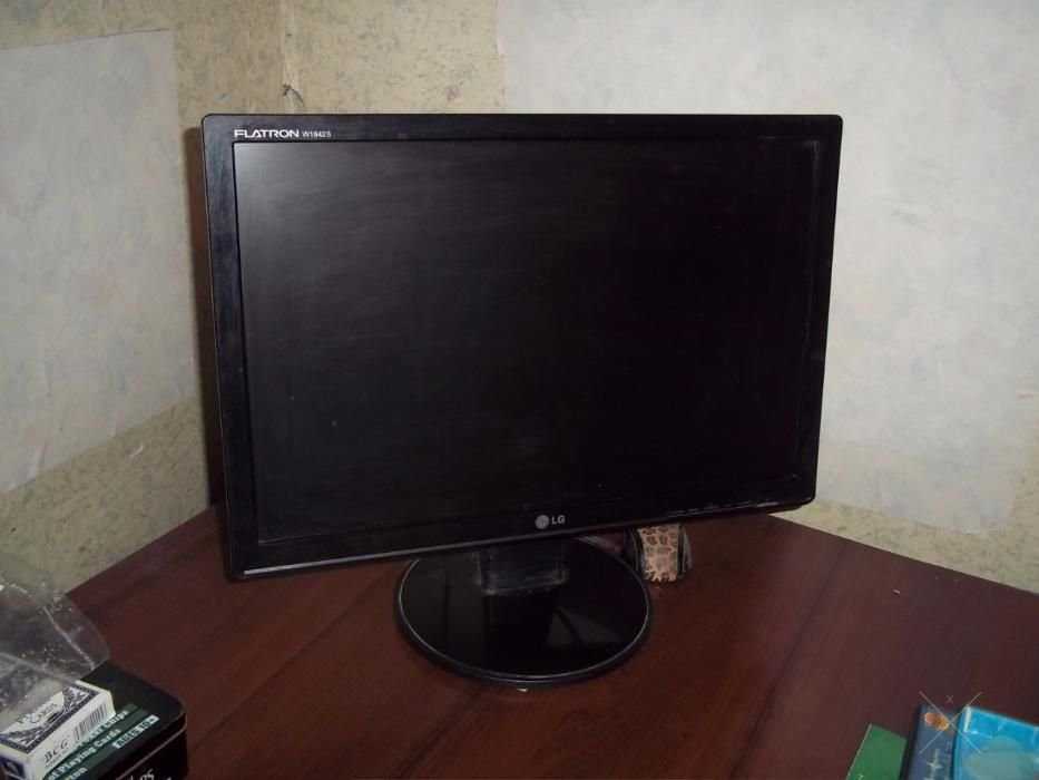 Монитор LG Flatron