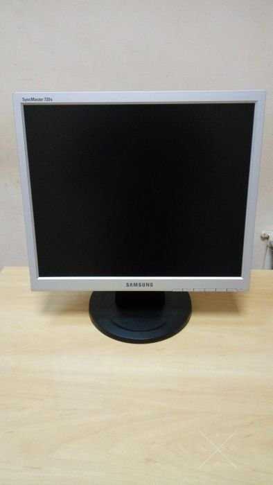 Монитор 17" LCD Samsung 17" SyncMaster 720N