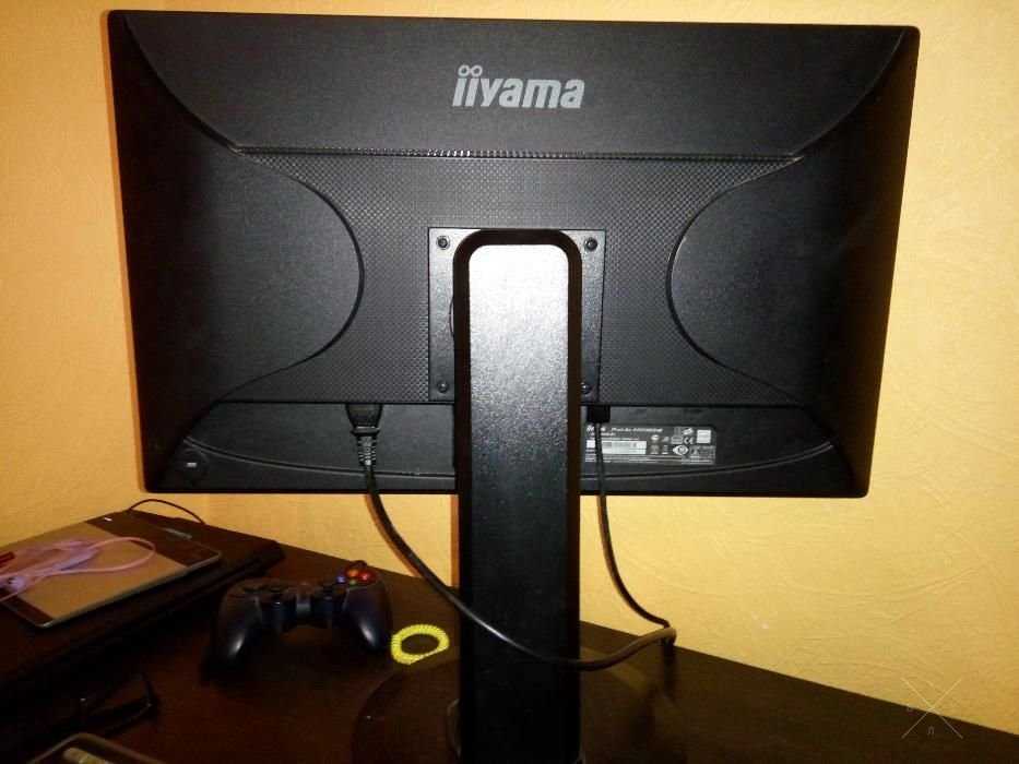 Профессиональный 23" монитор на IPS-матрице iiYama XB2380HS-B1