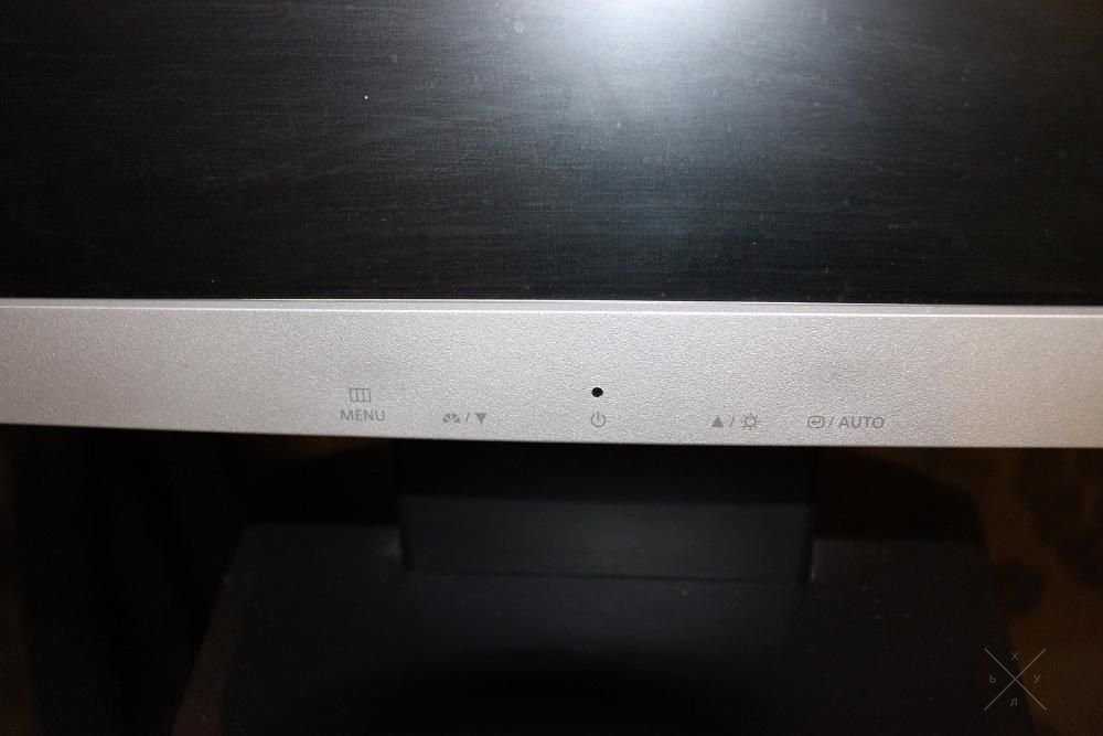 Продам Монитор Samsung SyncMaster 913V. Торг
