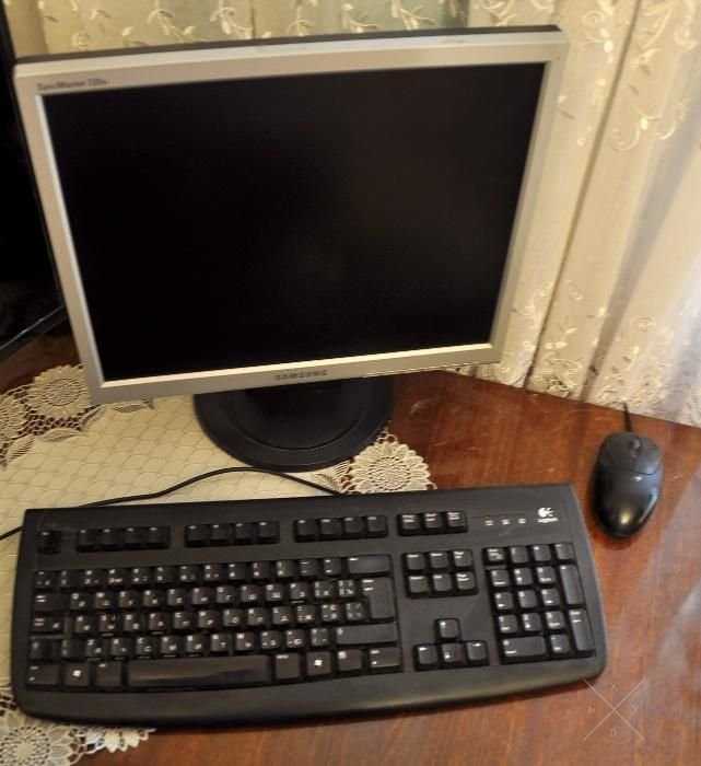 Монитор Sumsung Sync Master 720N