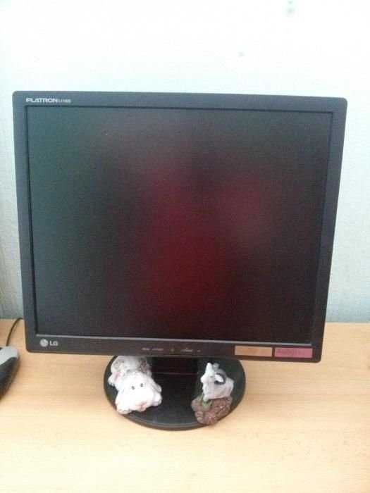 Монитор LG