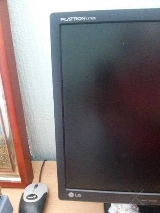 Монитор LG