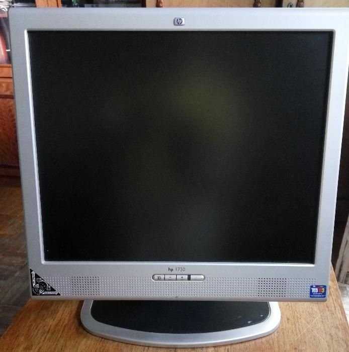 Монитор HP 1730