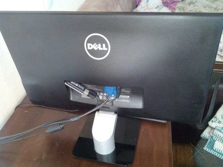Монитор Dell S2240L