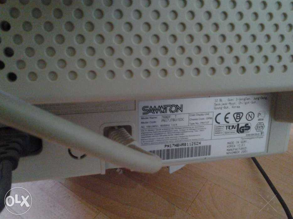 продаётся монитор samtron 76 Bdf