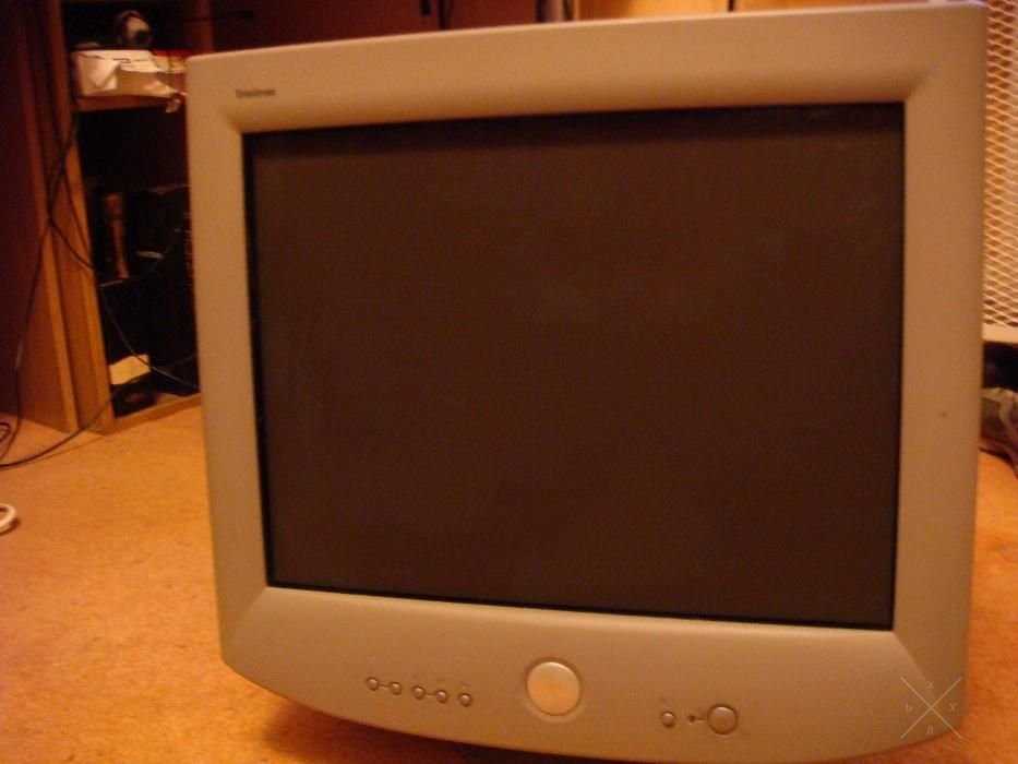 Монитор 21" DELL P1130