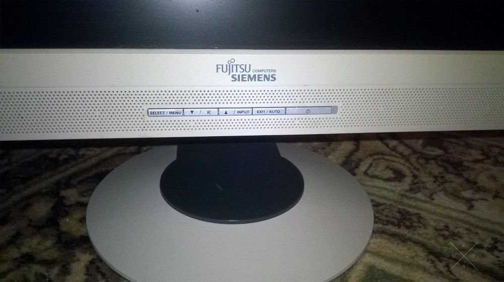 Монитор siemens fujitsu computers