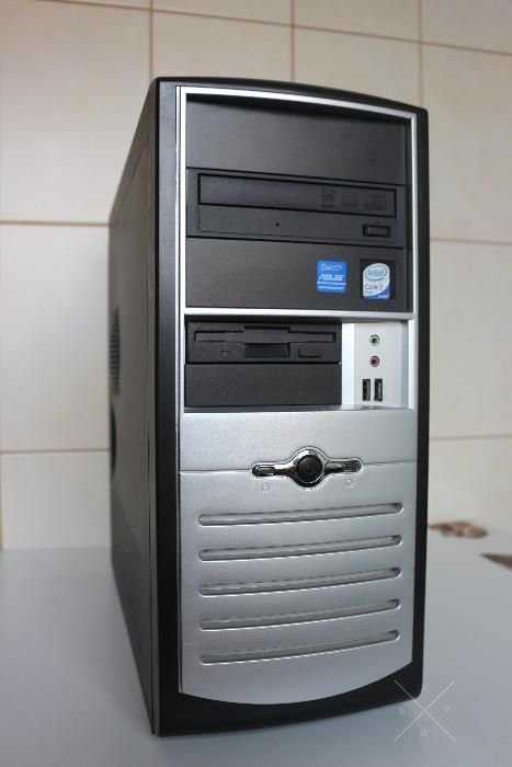 Системный блок: Intel Core 2 Duo, 2 Gb RAM, 400 Gb HDD, Nvidia Geforce